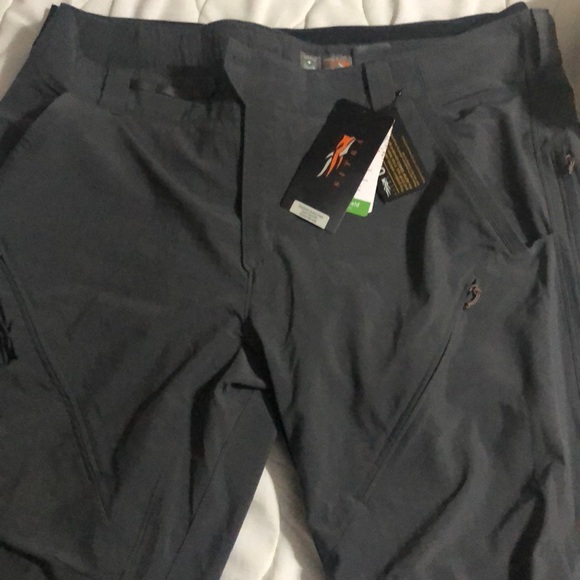 Sitka Other - Sitka Equinox Guard Pant color Lead size 44R NWT